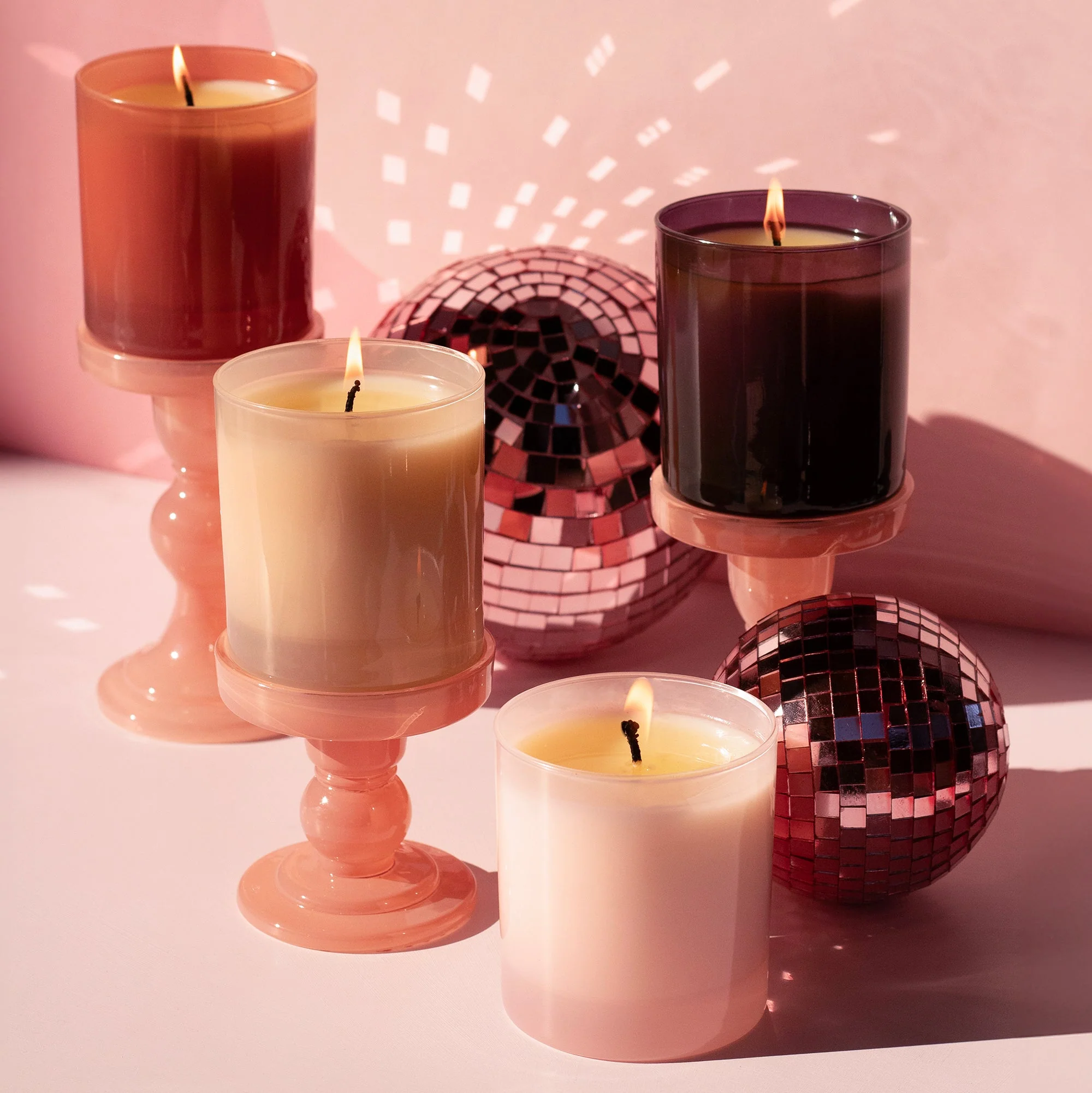 Bramble 9 oz. Hue Soy Candle - Blackberry & Rosewood - Image 4