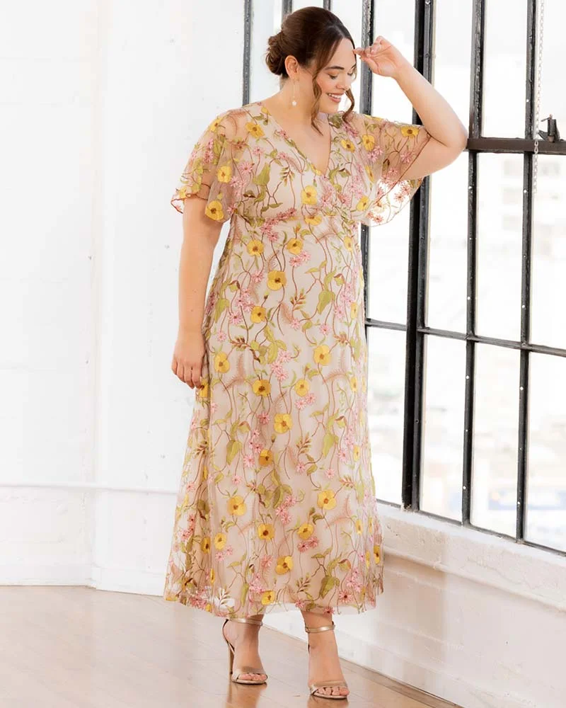 Plus Size Embroidered Elegance Evening Gown - Image 33