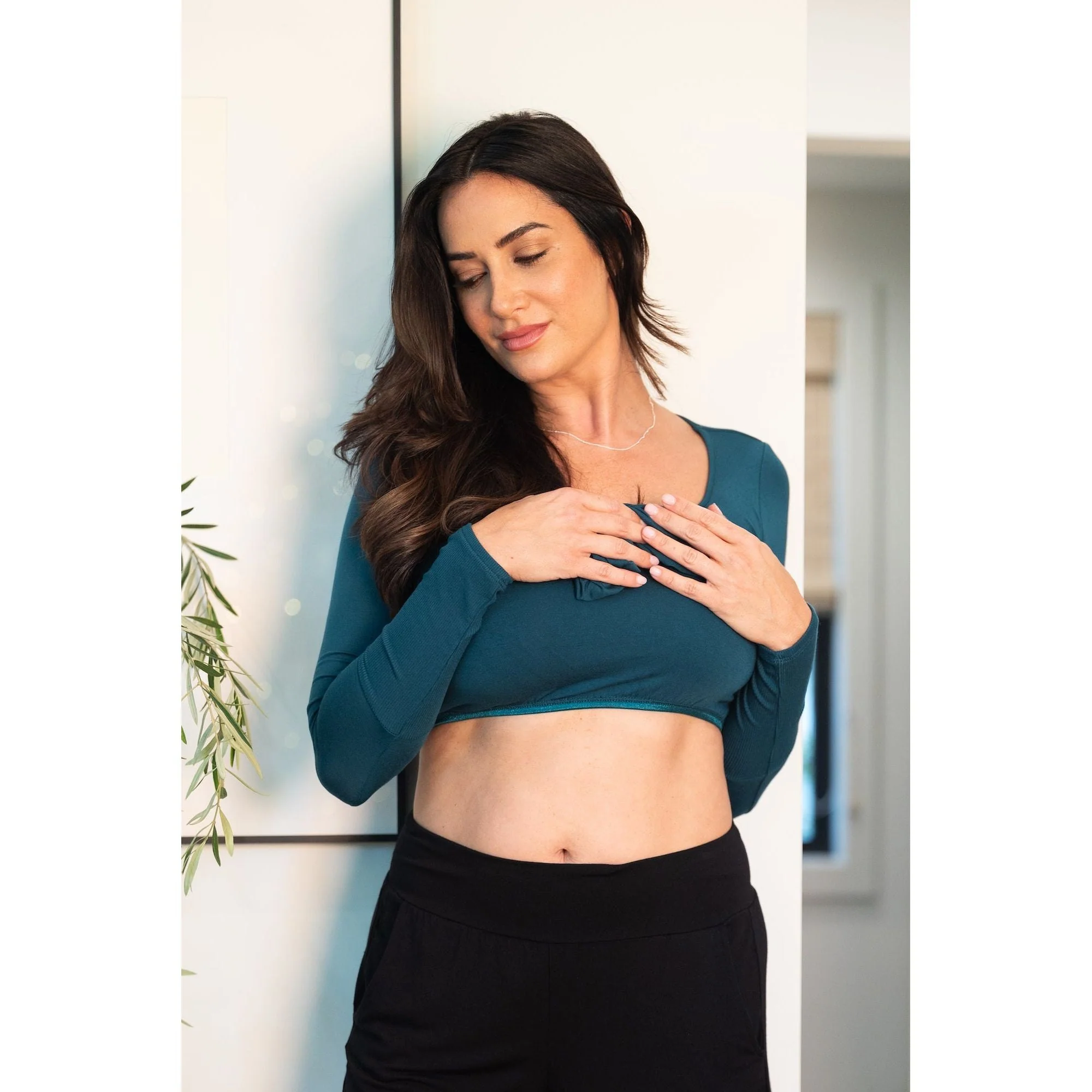 Full Moon Long Sleeve Top with Light Hug Bra-Free Shelf - Image 23