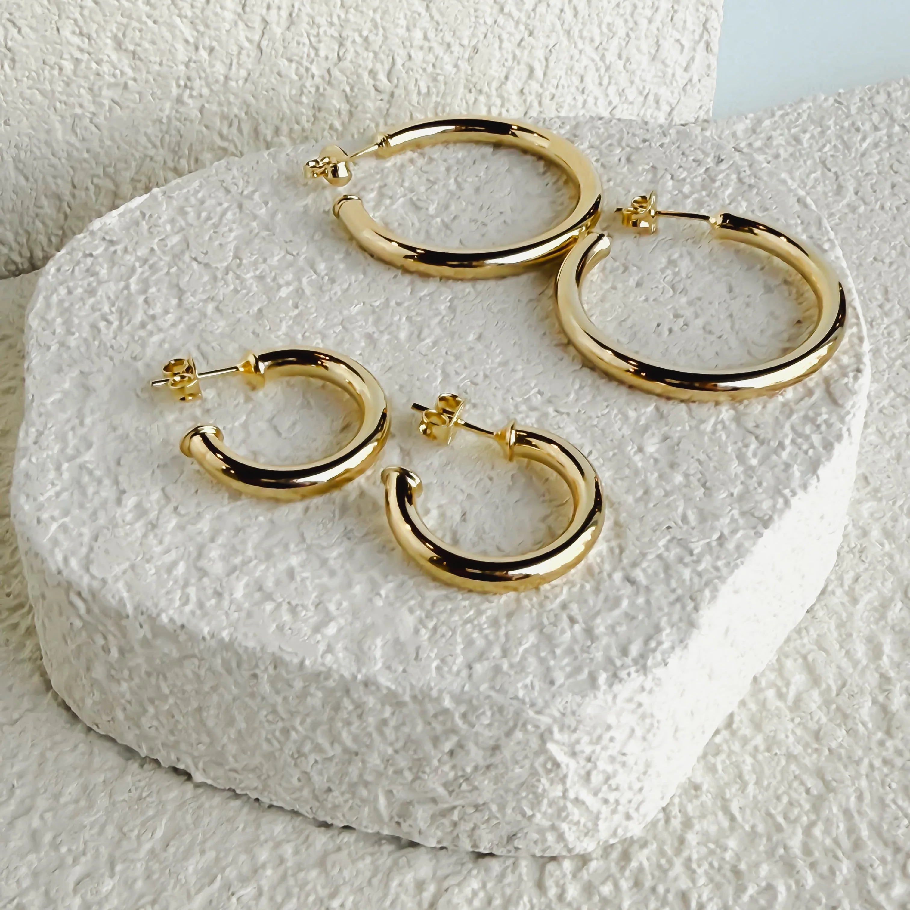 18K Gold-Filled James Hoop Large - Image 2