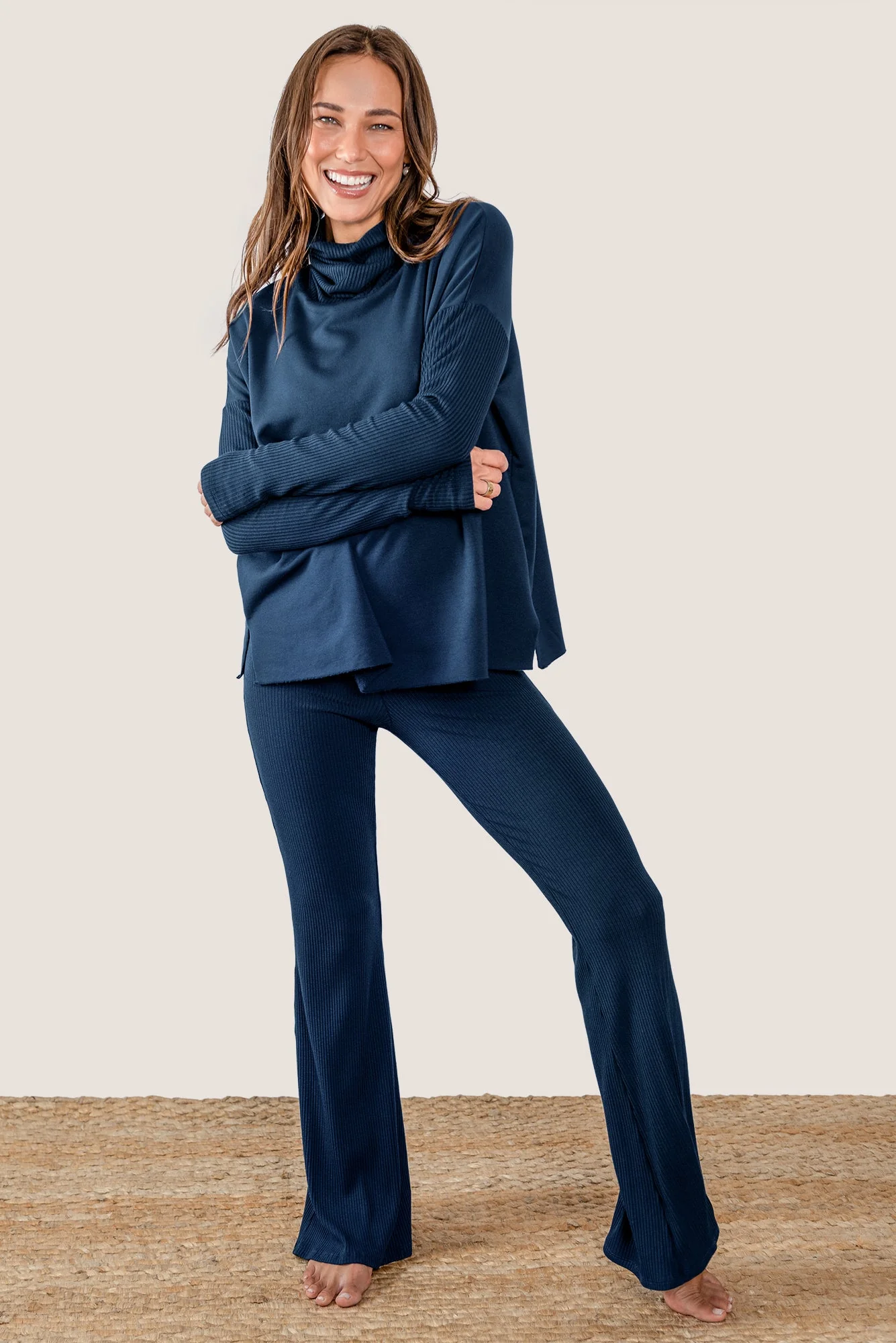 Turtleneck Top with Light Hug Bra-Free Shelf - Image 14