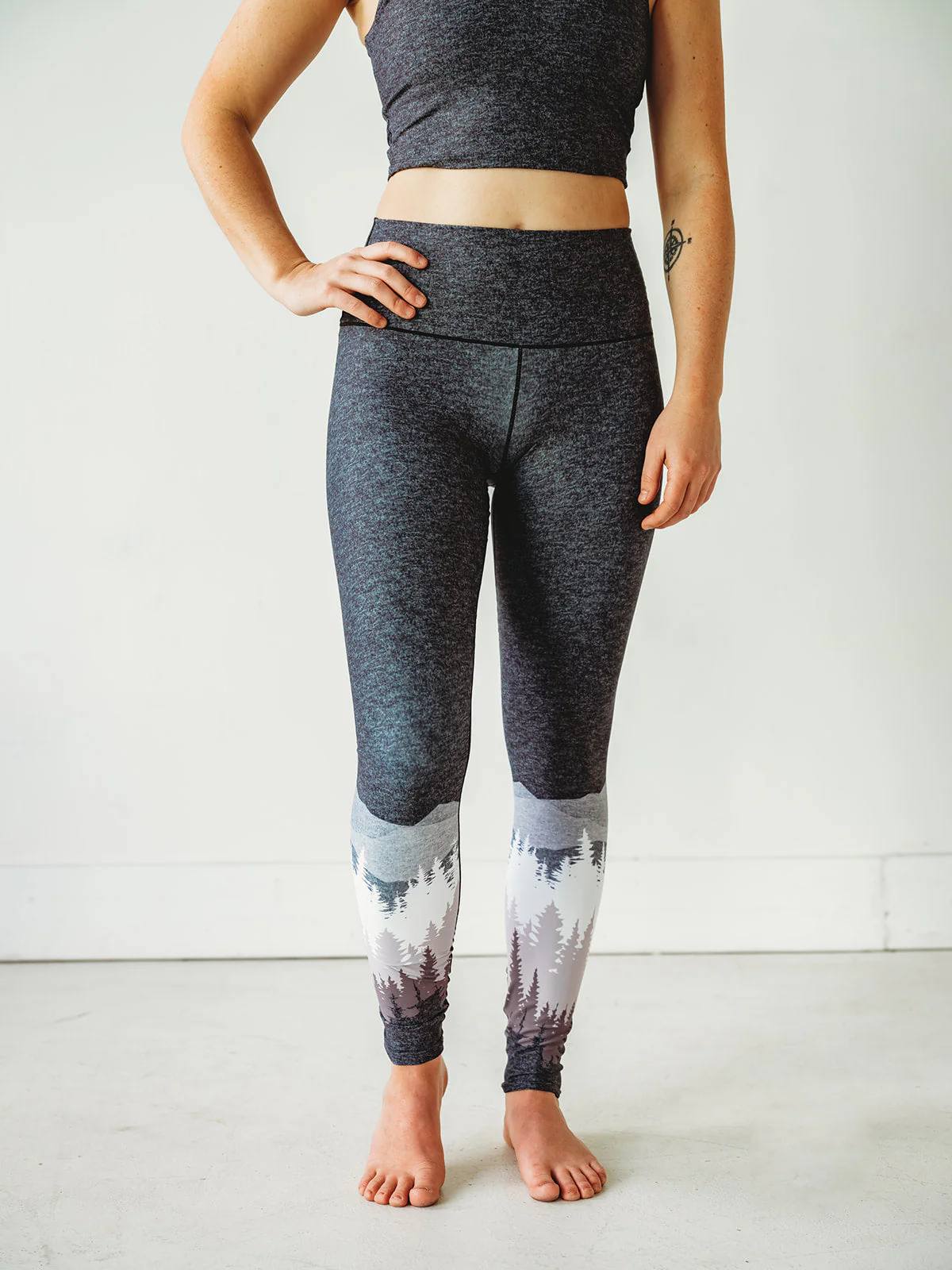 Eco-Friendly Summit Yoga Pants - Mauve - Image 4