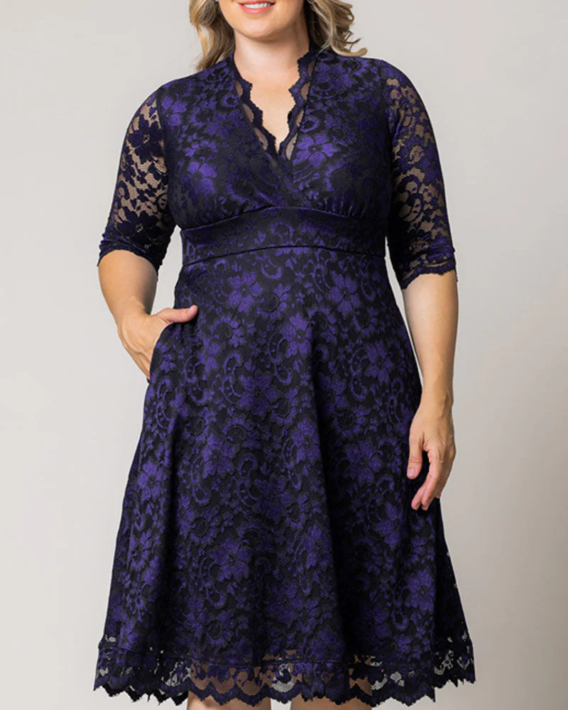 Plus Size Mon Cherie Lace Dress - Image 12