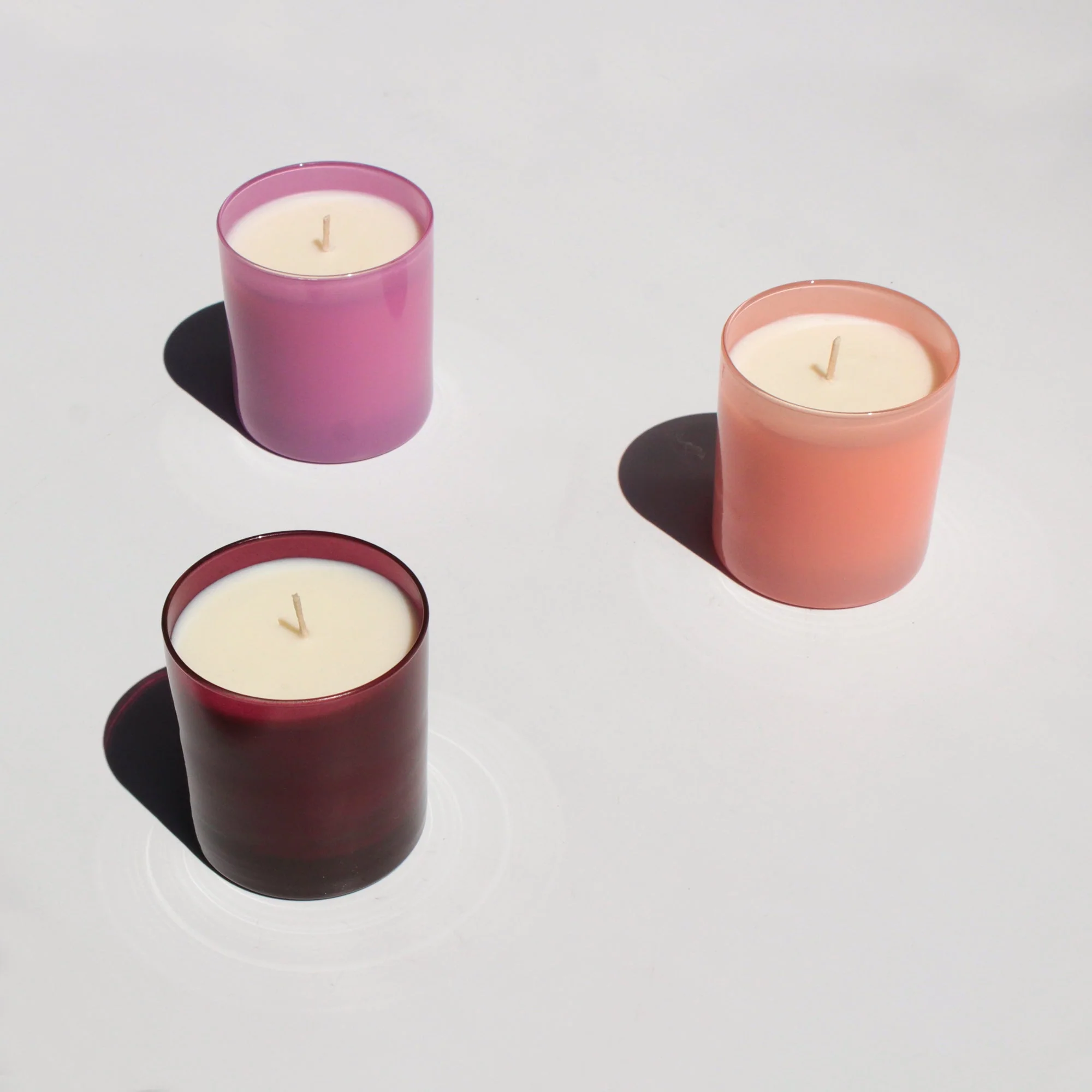 Rouge 9 oz. Hue Soy Candle - Elderberry - Image 8