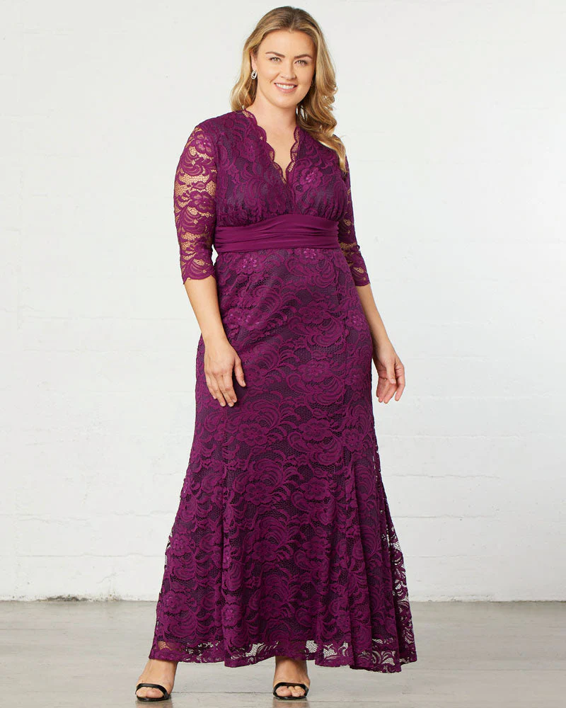 Plus Size Screen Siren Lace Evening Gown - Image 20