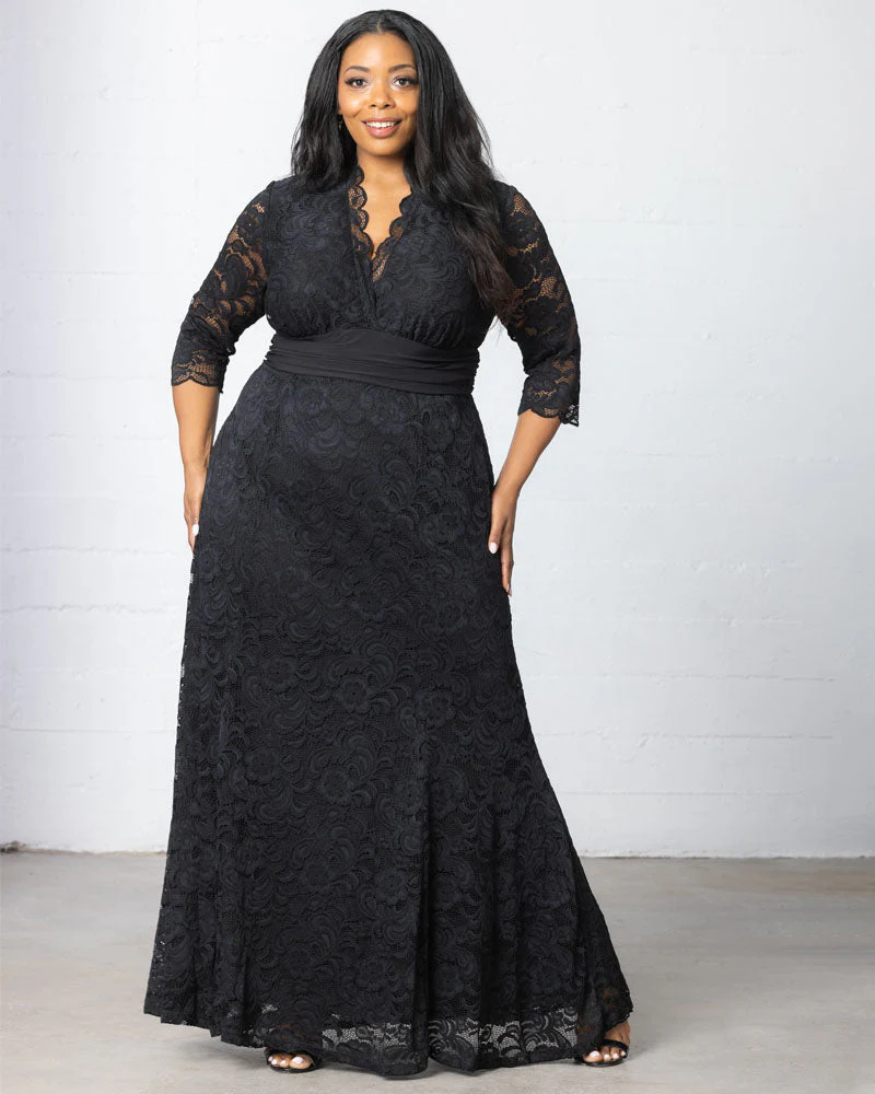 Plus Size Screen Siren Lace Evening Gown - Image 3