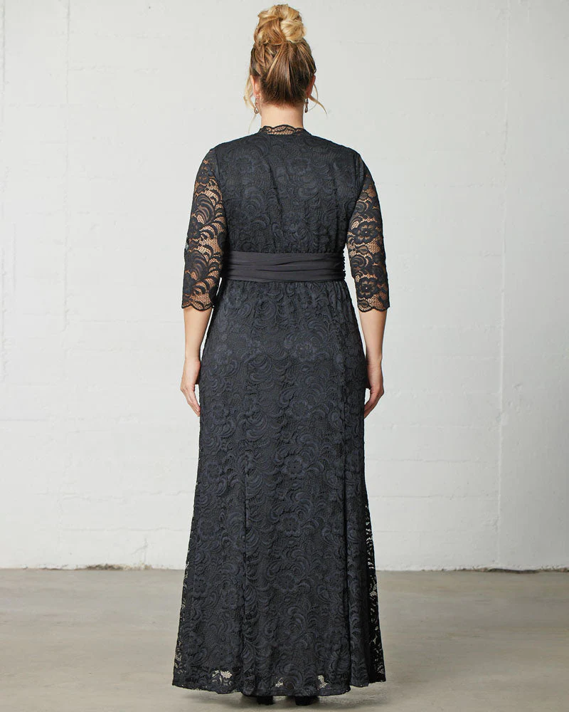 Plus Size Screen Siren Lace Evening Gown - Image 5