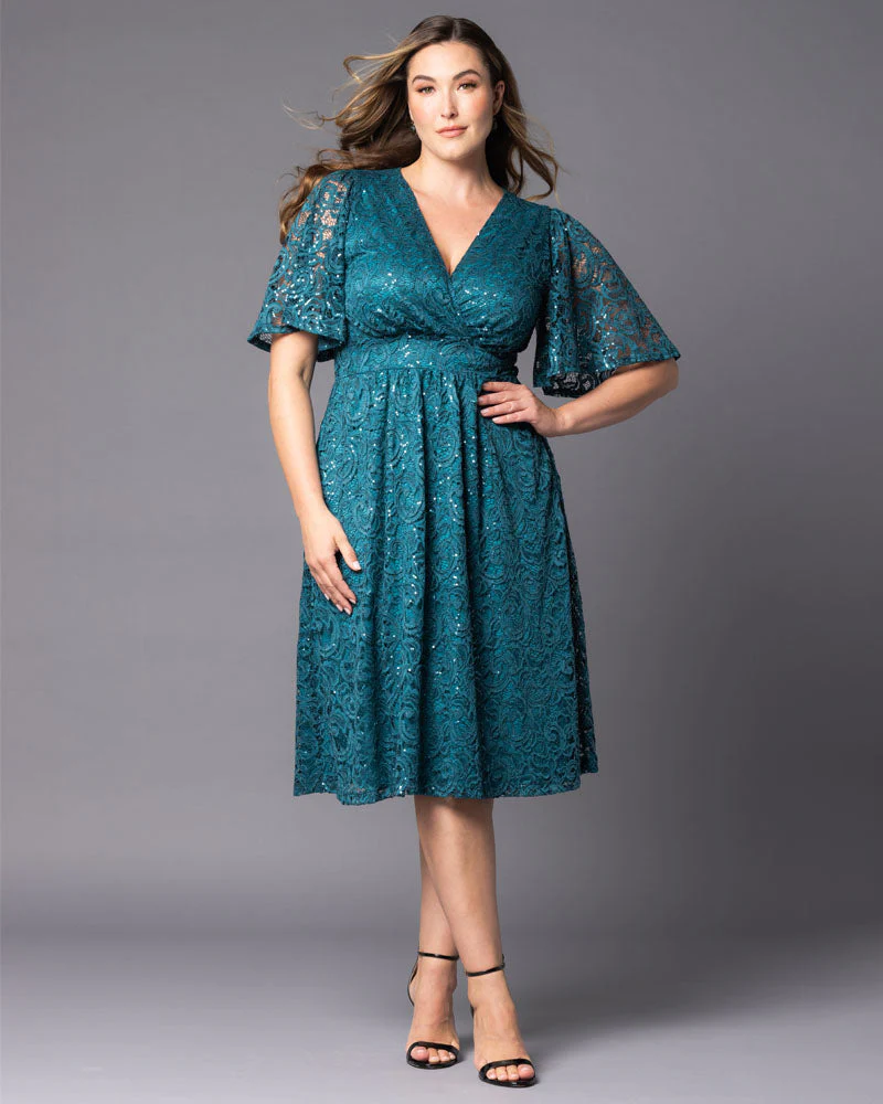 Plus Size Starry Sequined Lace Cocktail Dress - Image 17