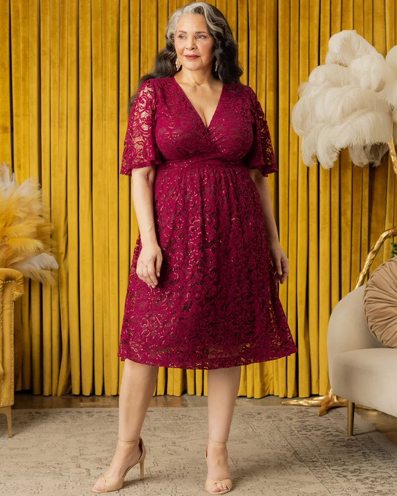 Plus Size Starry Sequined Lace Cocktail Dress - Image 27