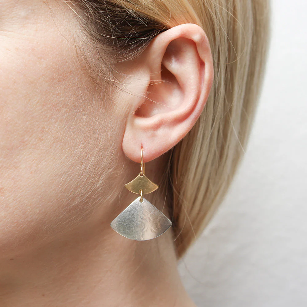 Tiered Fans Wire Earrings - Image 2