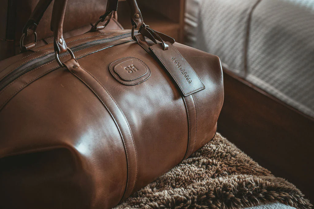 Classic Leather 22" Twain Weekender Bag - Image 52