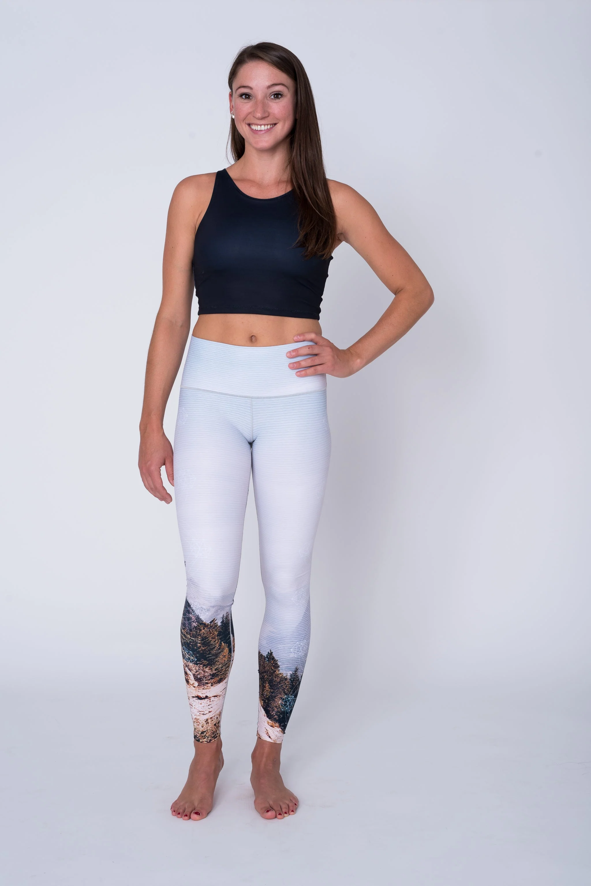 Eco-Friendly Mountain Vista Yoga Pants - Image 5